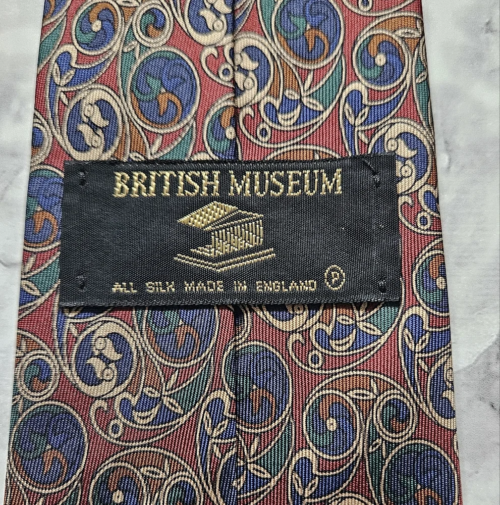 BRITISH MUSEUM stylish tie